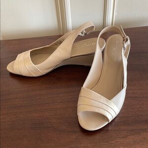 Naturalizer Tan Wedge Slingbacks, Size 8W